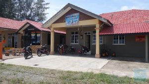 Anggun Beach Guest House in Dungun