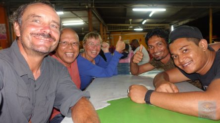 Mit Hayum und seinen Mitarbeitern unterwegs essen