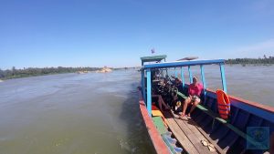 Unser stabiles Boot auf dem großen Mekong-Strom