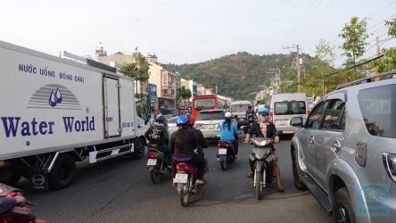 Große Straßen im Mekong-Delta