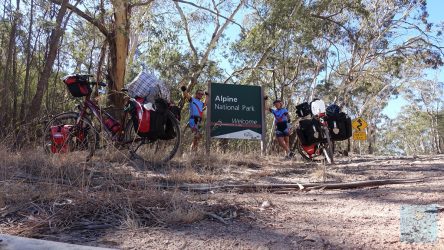 Eingang zum Alpine Nationalpark in den Snowy Mountains
