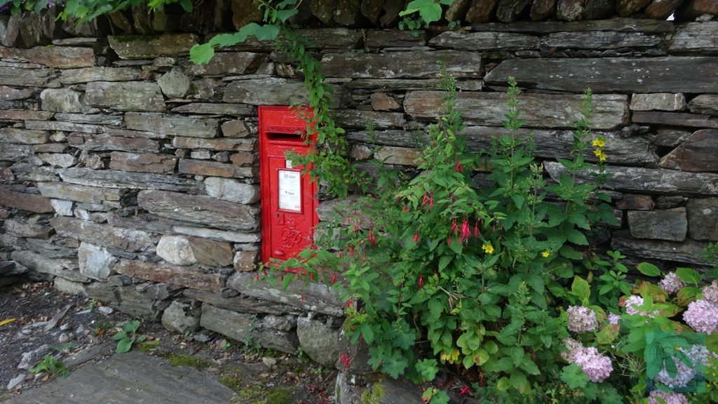 Kurioses - Mauerbriefkasten