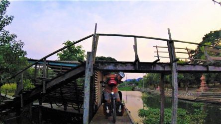 Kanal-Route östlicher Stadtrand von Bangkok